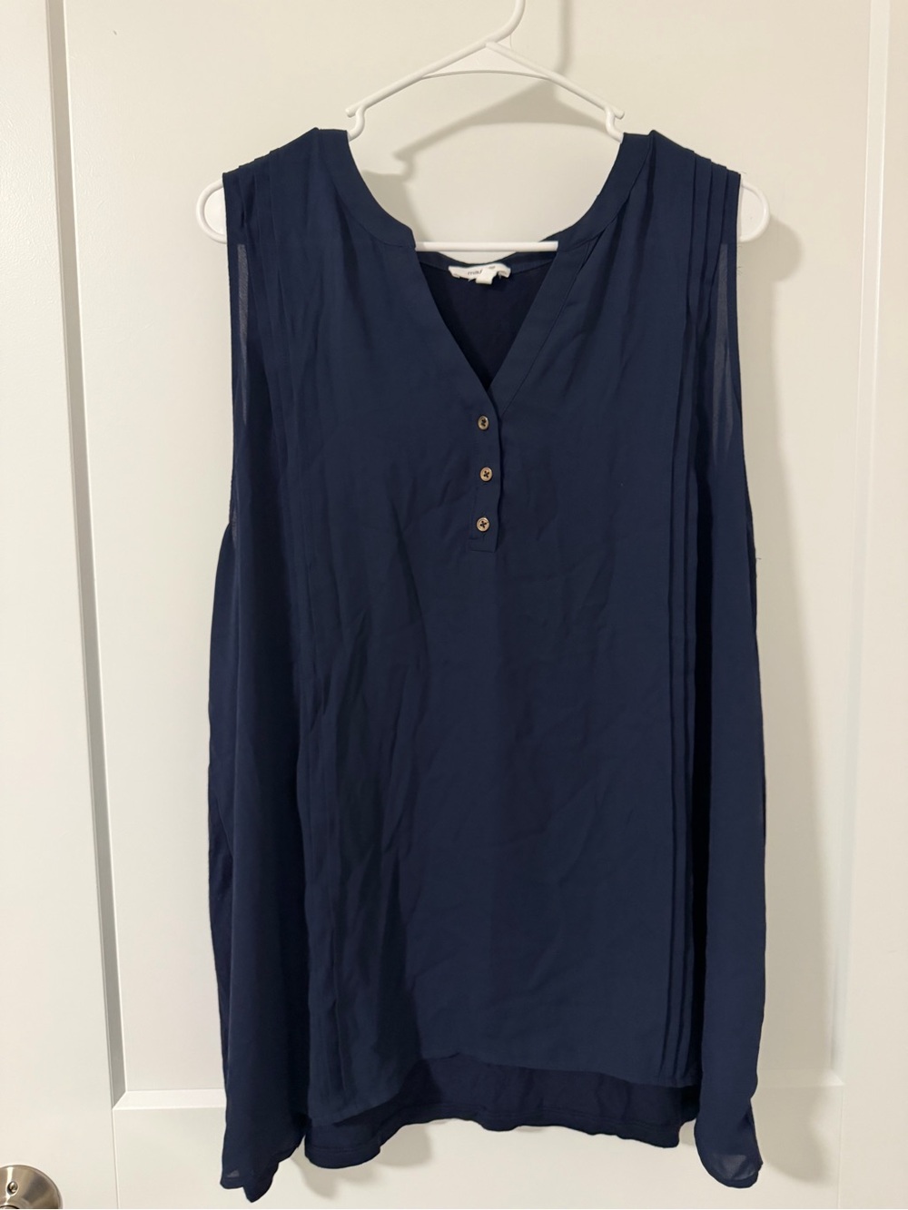 Maurices Navy Sleeveless V-Neck Button Front Camisole